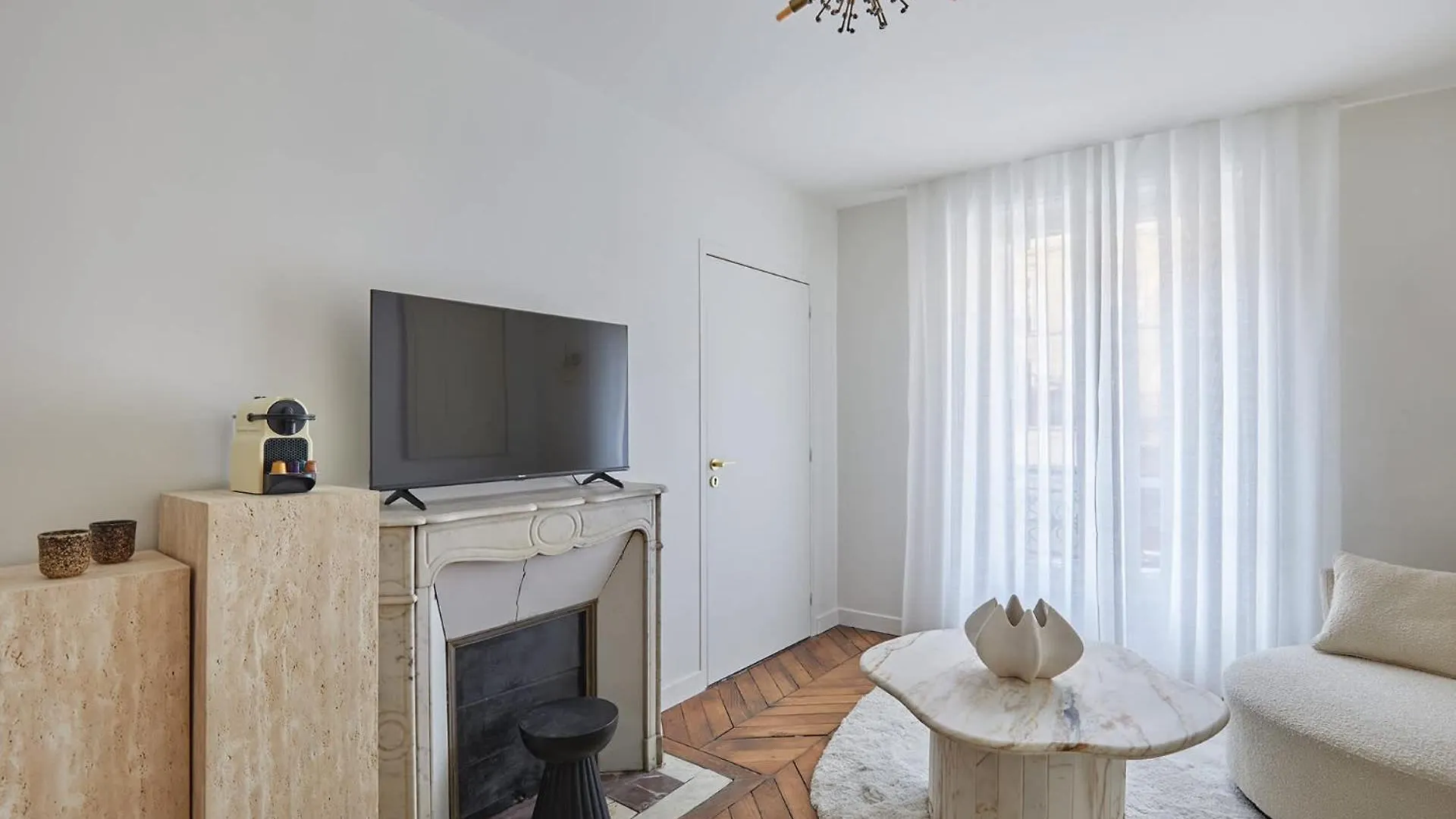 Sublime Air-Conditioned Apartment Center Of Paryż