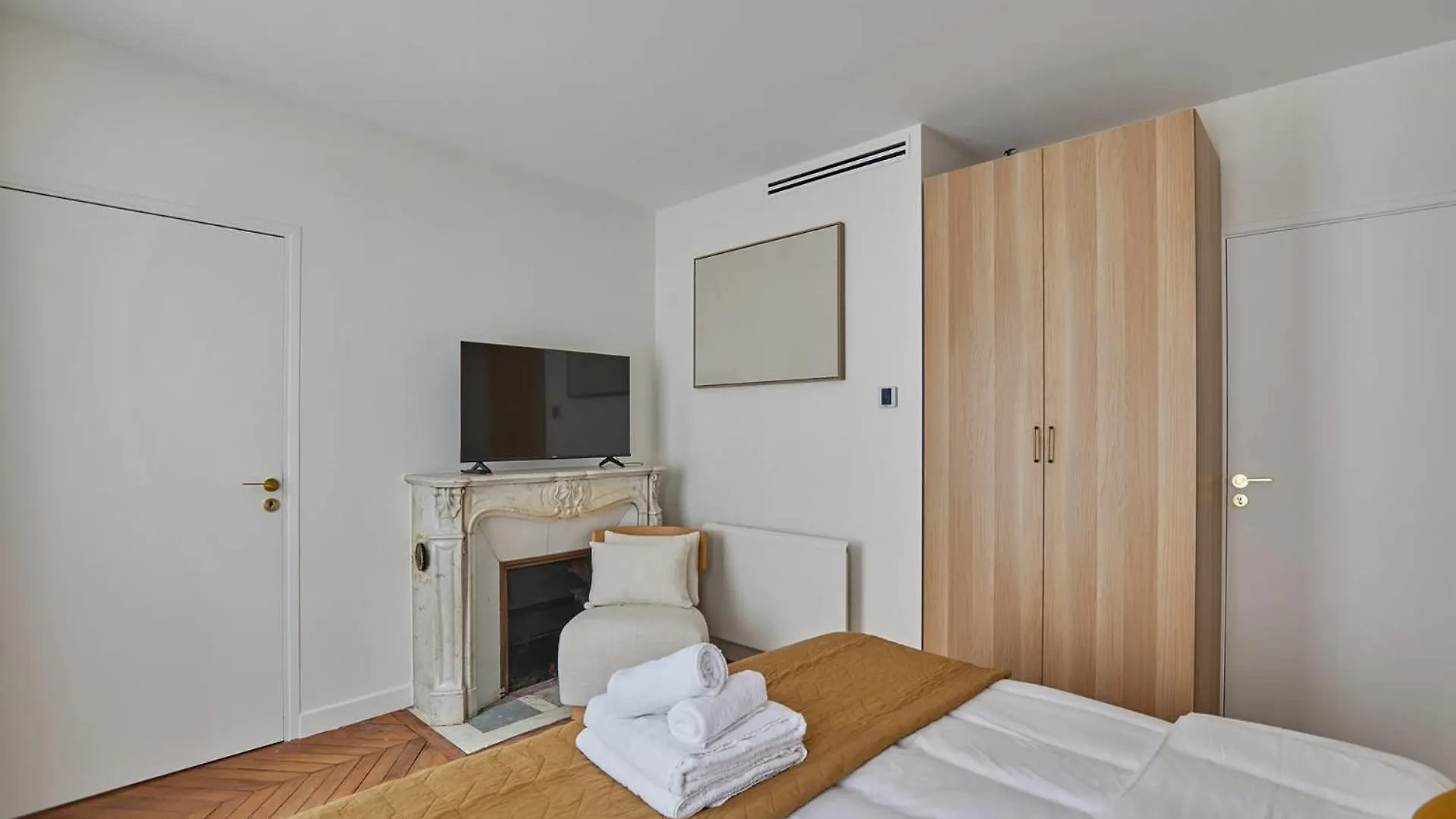 Sublime Air-Conditioned Apartment Center Of Paryż Francja