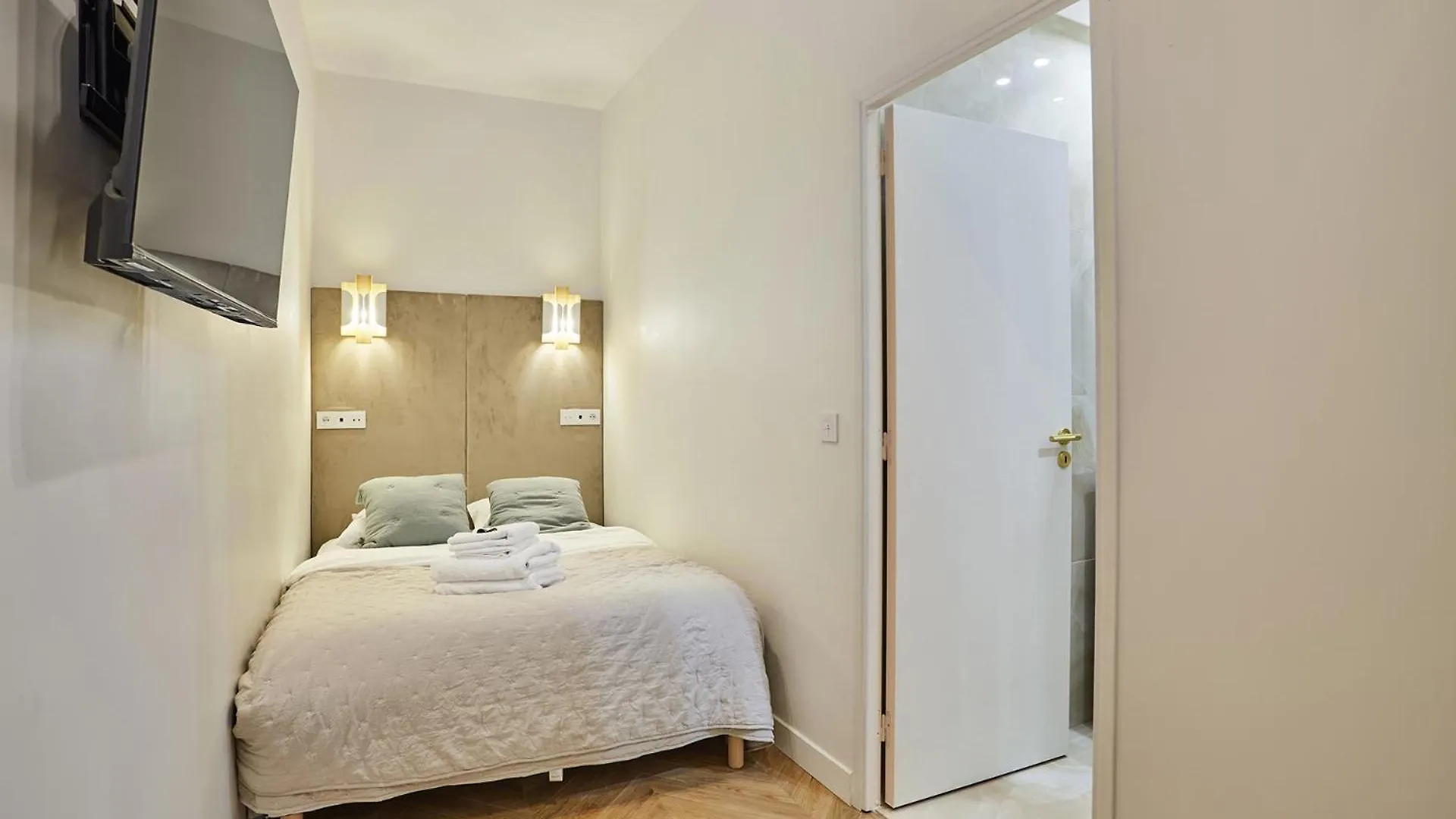 Sublime Air-Conditioned Apartment Center Of Paryż