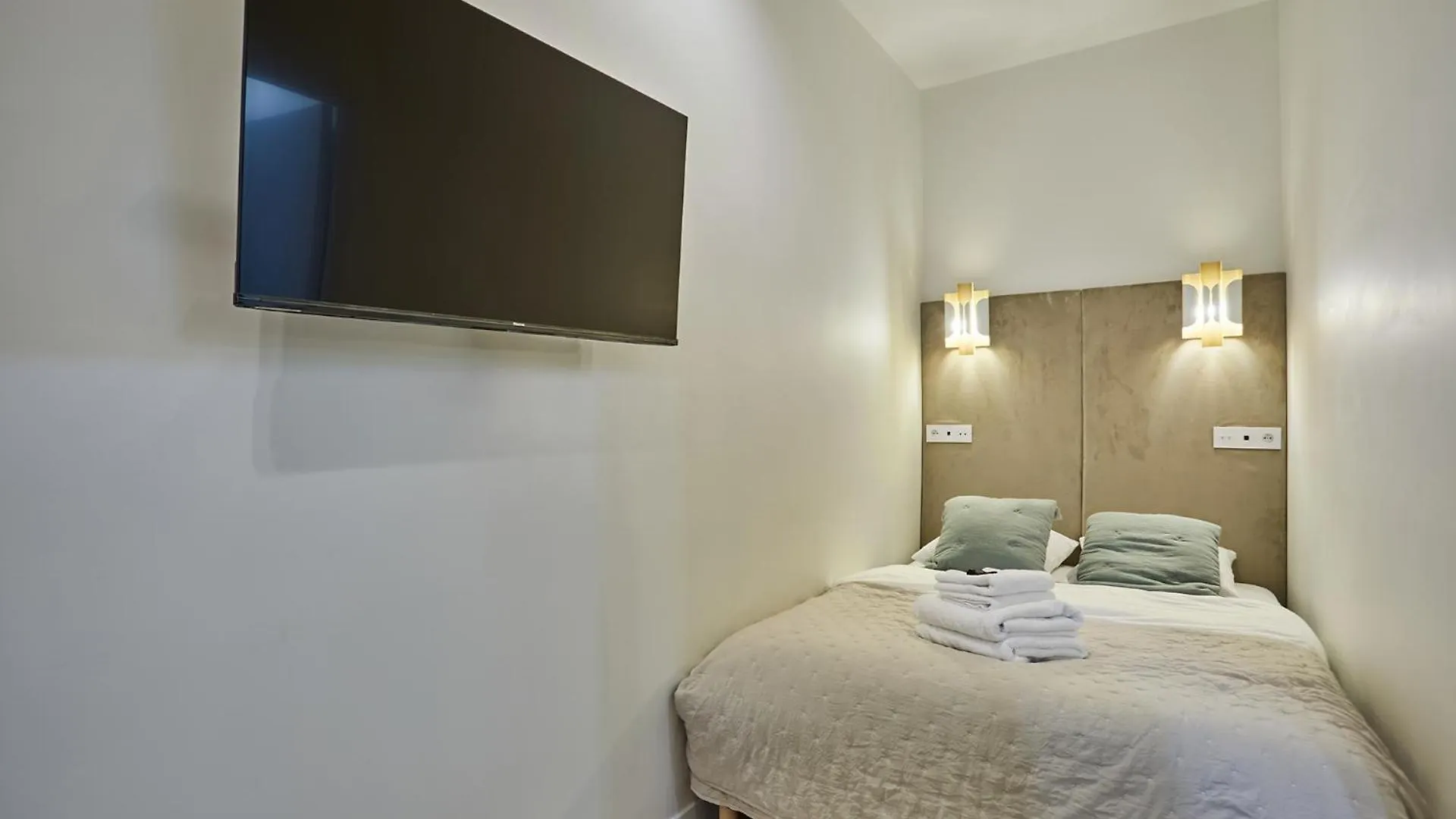Sublime Air-Conditioned Apartment Center Of Paryż Francja