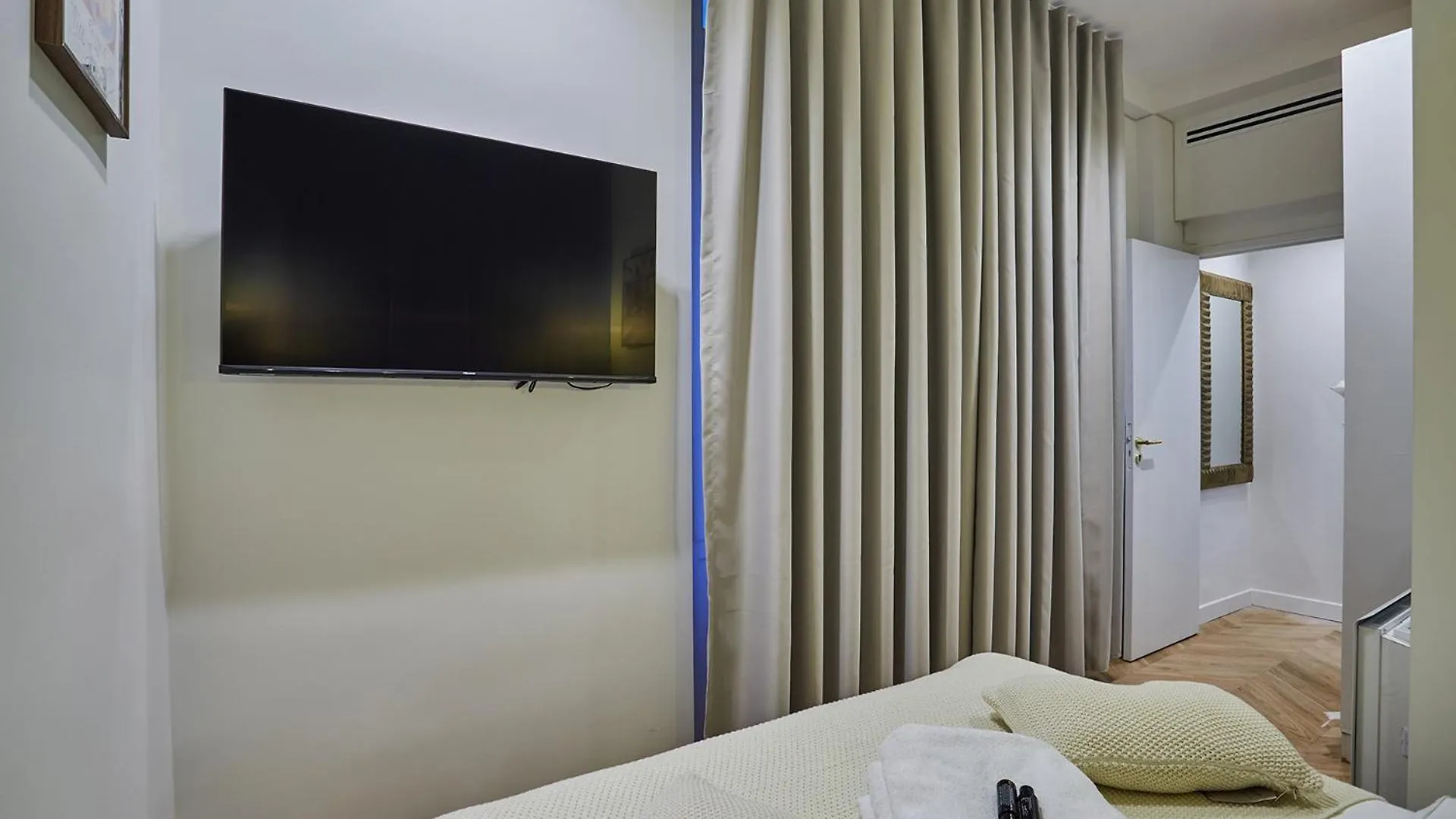 Sublime Air-Conditioned Apartment Center Of Paryż