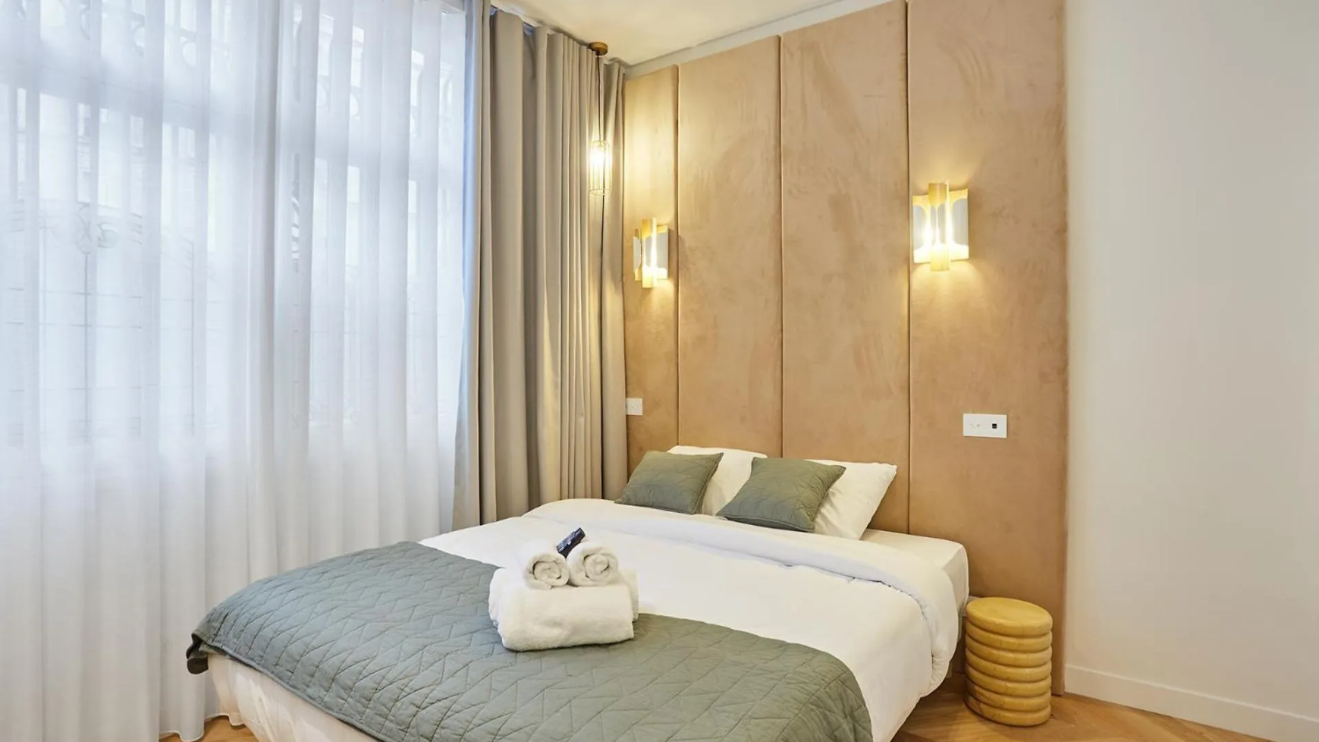 Sublime Air-Conditioned Apartment Center Of Paryż