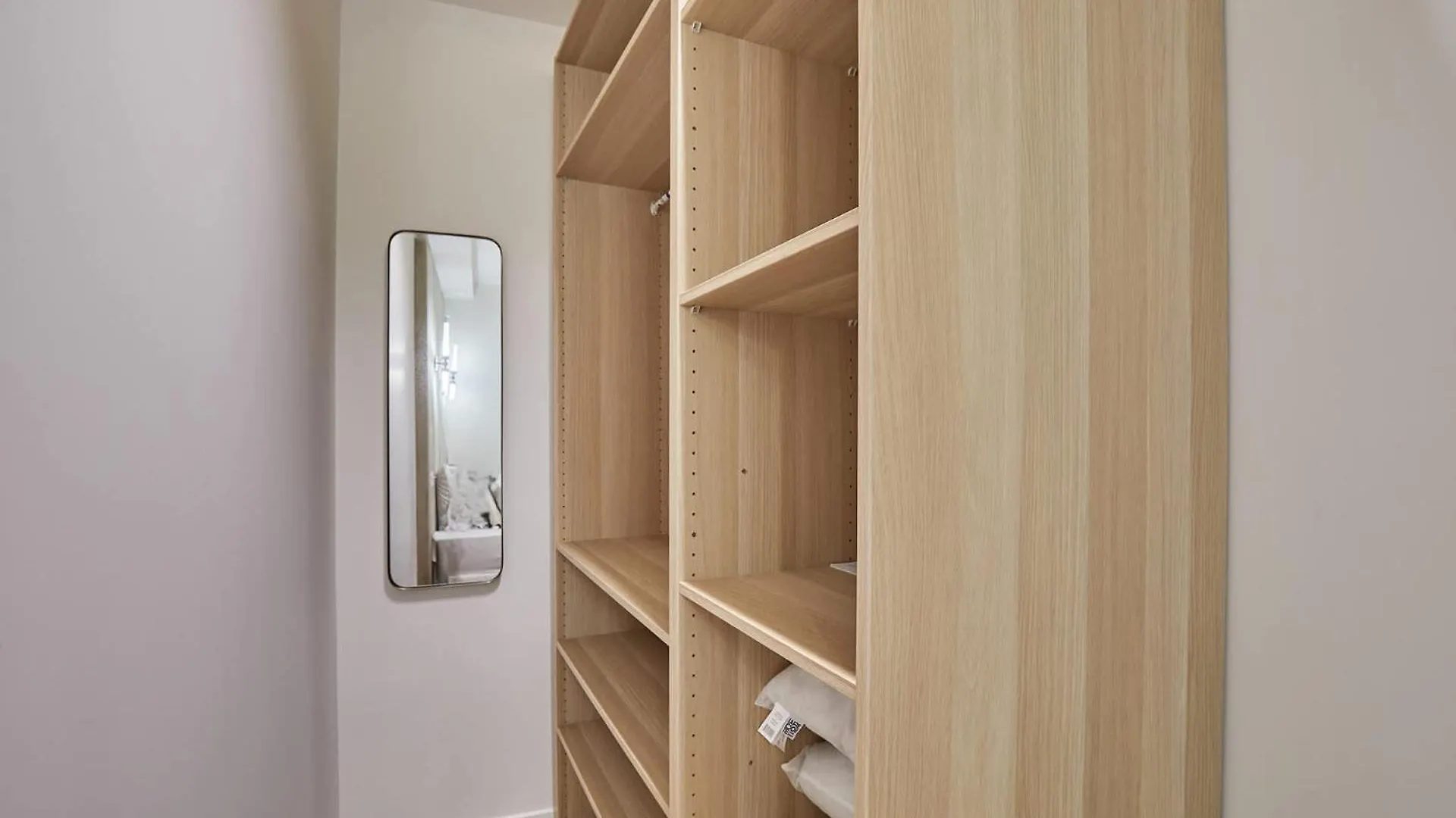Sublime Air-Conditioned Apartment Center Of Paris 0*,  Frankrig