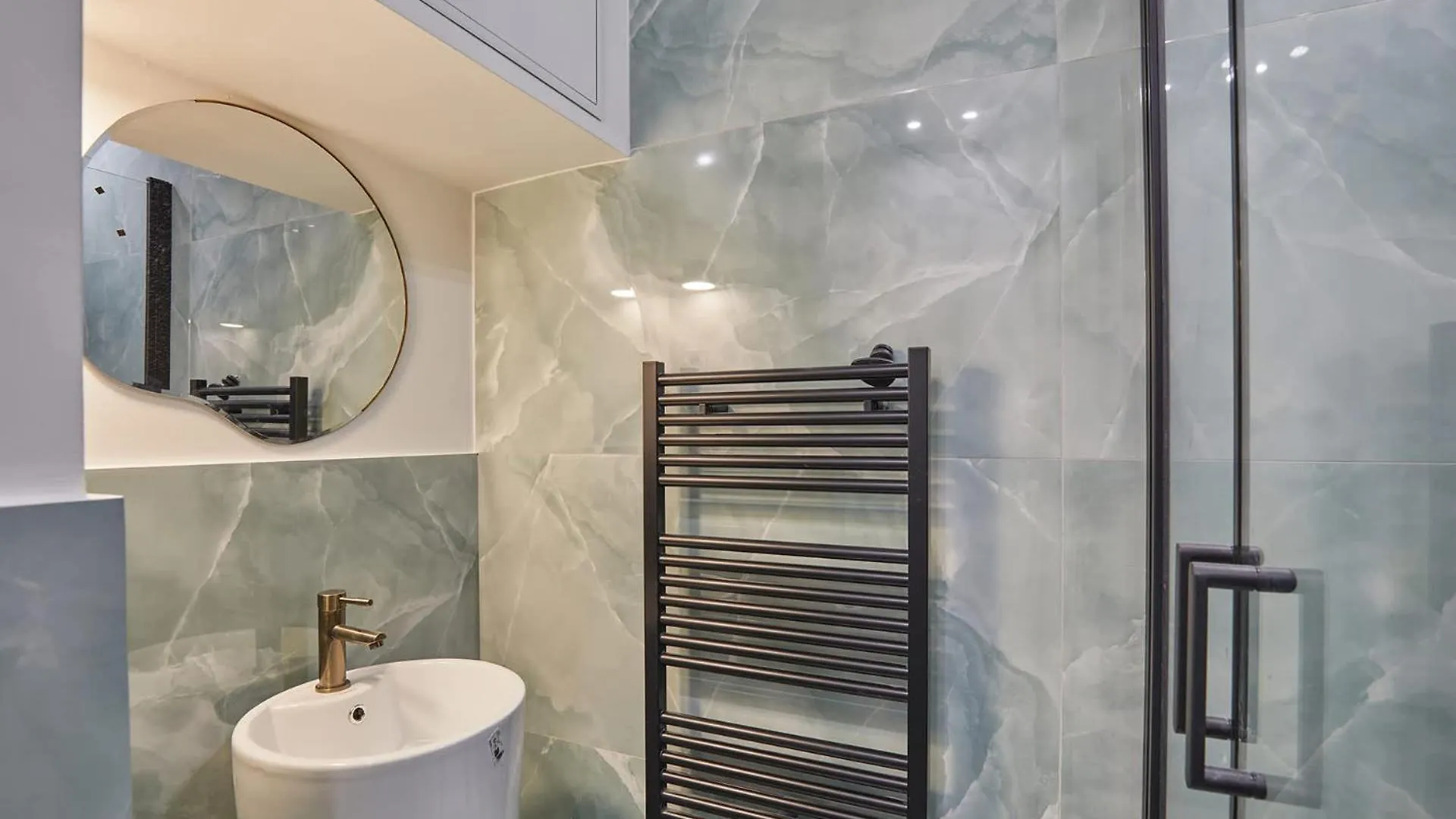 Sublime Air-Conditioned Apartment Center Of Paris